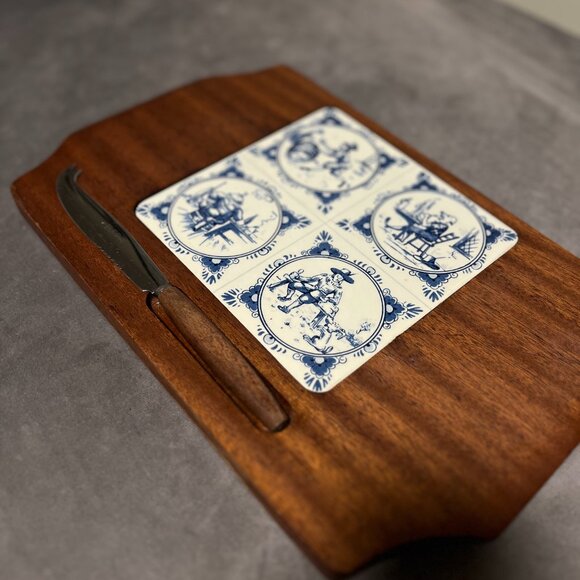 Vintage Delft Blue cheese board with knife, wood + ceramic with tiles blue/white - Picture 2 of 5